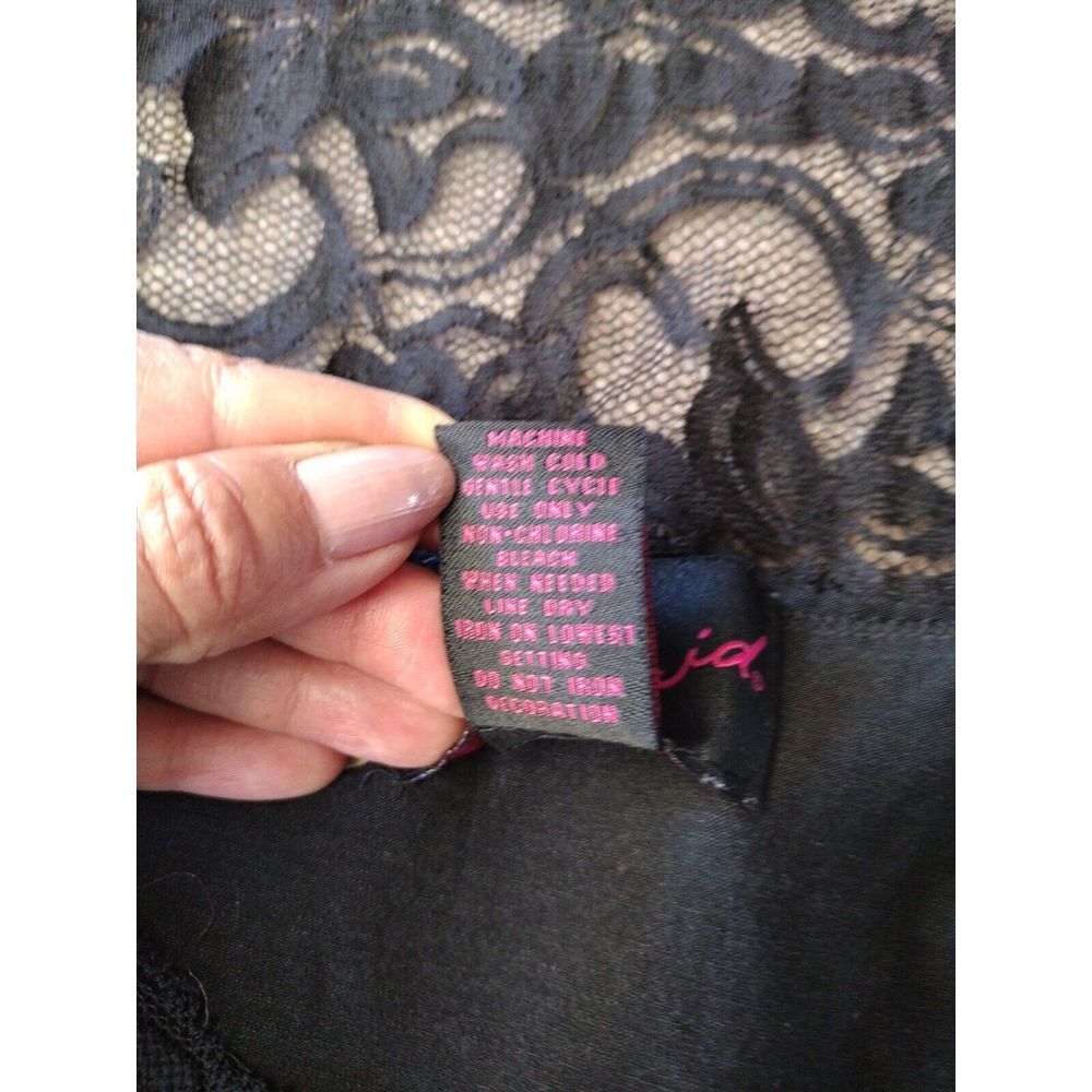 Torrid Blouse Woman 3 (3X) Black Lace Short Sleeves Stretch Cropped Party Casual - Picture 7 of 7